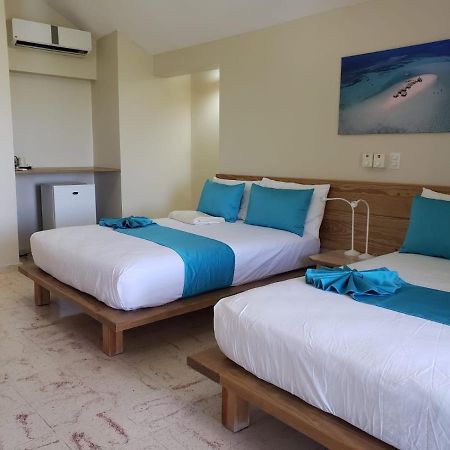 Paradise Island Beach Resort Punta Rucia Exteriör bild