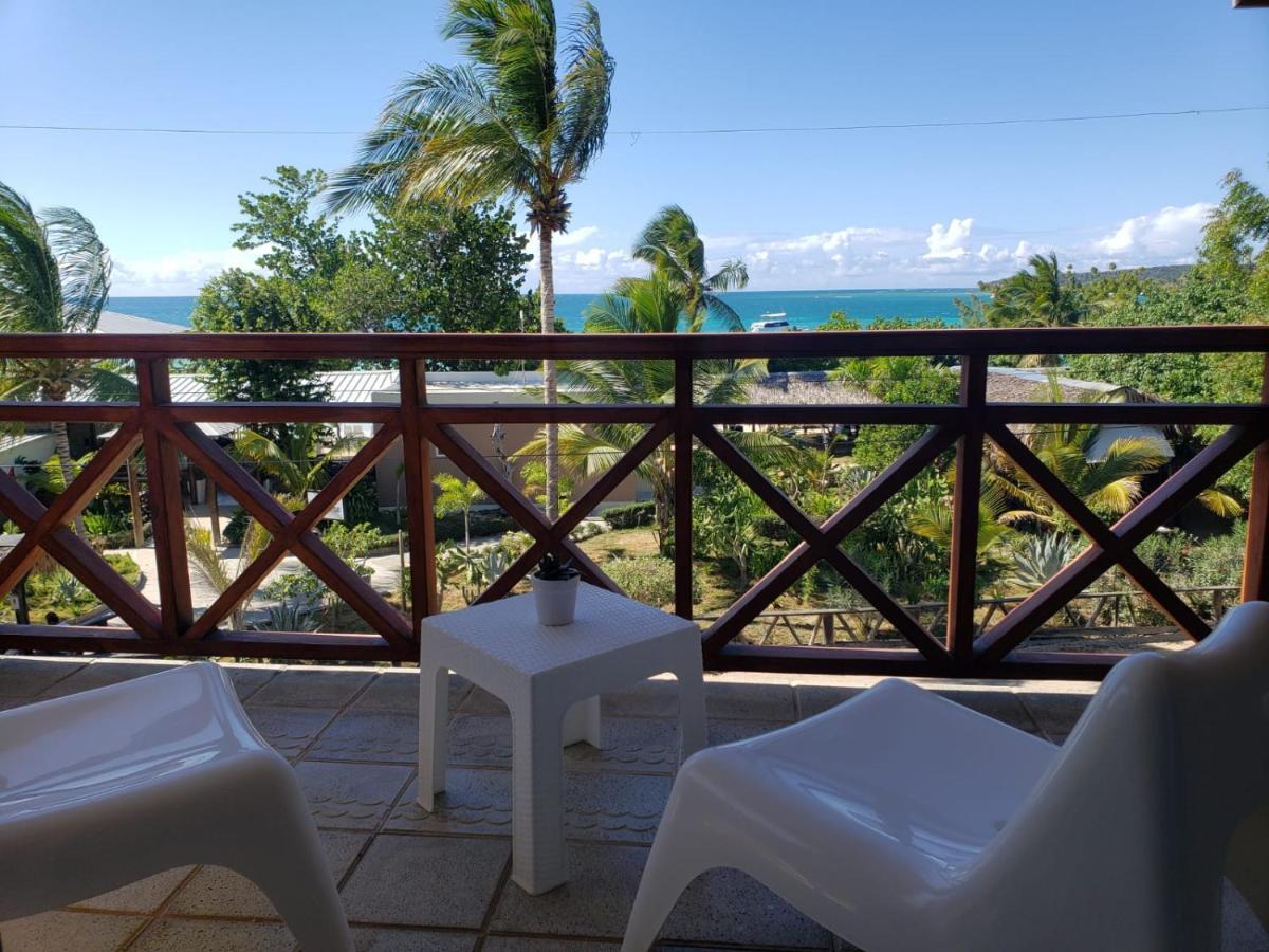 Paradise Island Beach Resort Punta Rucia Exteriör bild