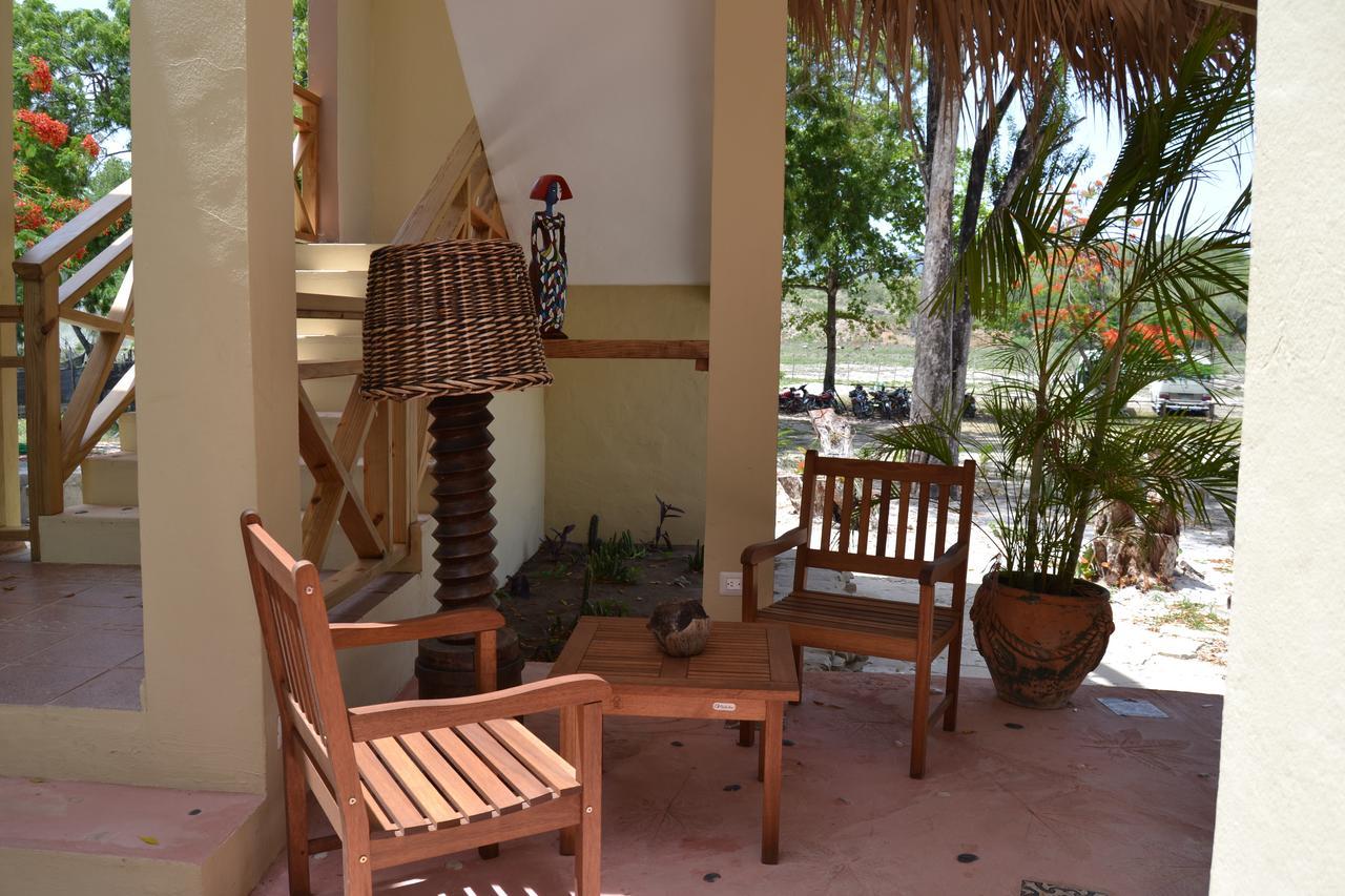 Paradise Island Beach Resort Punta Rucia Exteriör bild