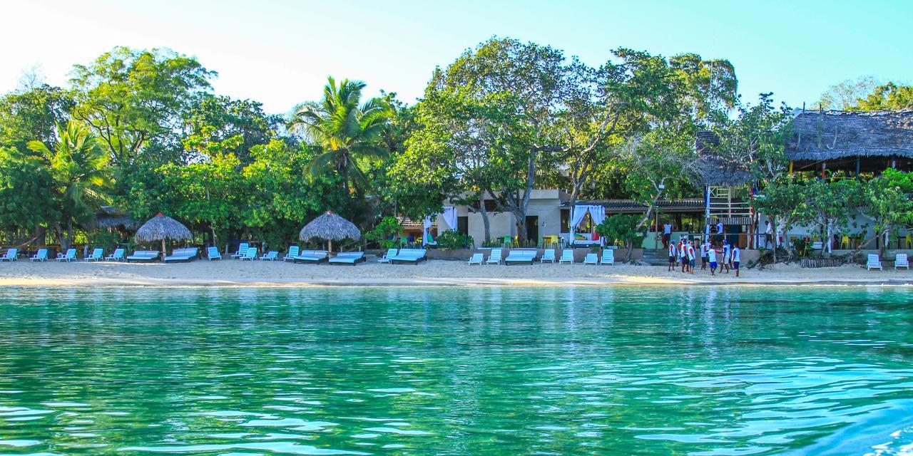 Paradise Island Beach Resort Punta Rucia Exteriör bild