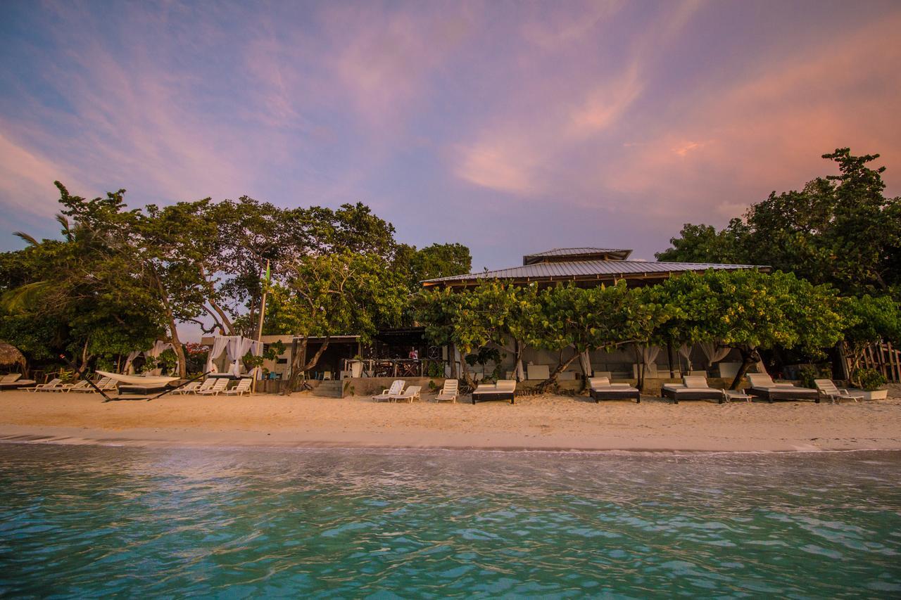 Paradise Island Beach Resort Punta Rucia Exteriör bild